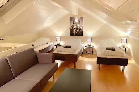 Central Location. Close To Everything. Family Friendly. Casa vacanze *