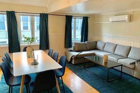 Central Location. Close To Everything. Family Friendly. Dom wakacyjny Tromsø